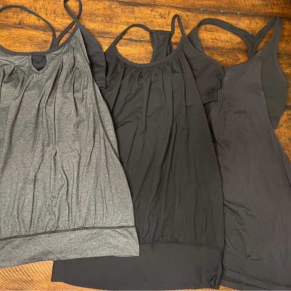 Lululemon tank lot - Picture 2 of 3